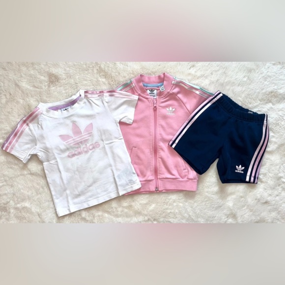 Girls Adidas Outfit Set Shorts Tshirt and Zipper Jacket 18-24 Months - Picture 2 of 11